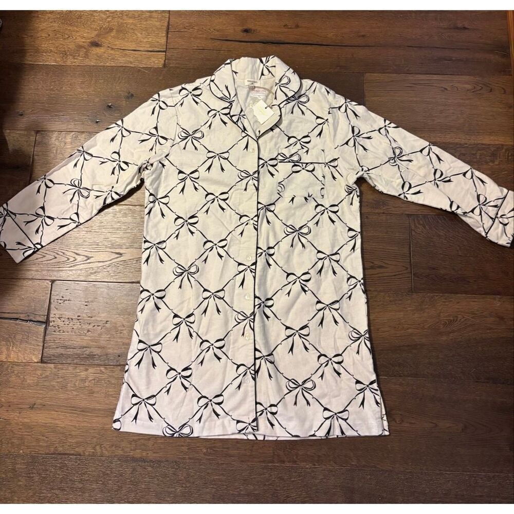 World market Flannel sleep shirt gown bows S M
